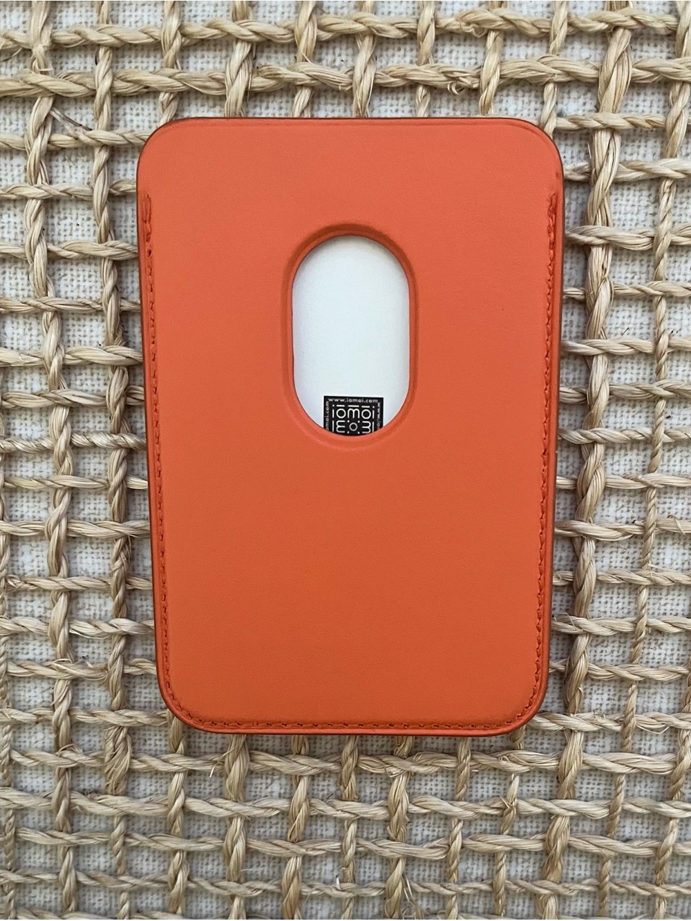 Apple Orange Leather MagSafe Wallet - Picture 4 of 5